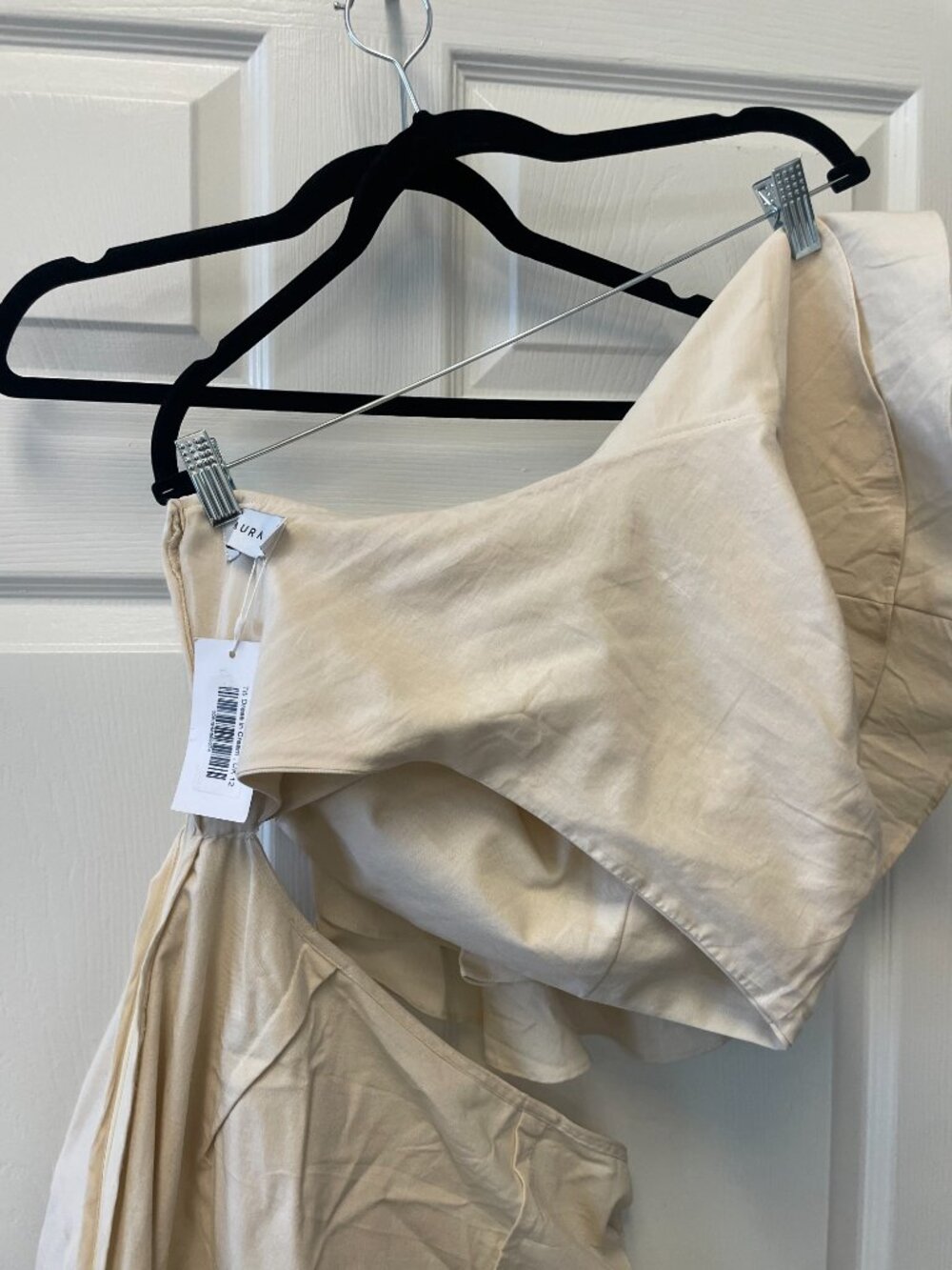 Yaura | Titi Dress in Cream - Picture 3 of 7